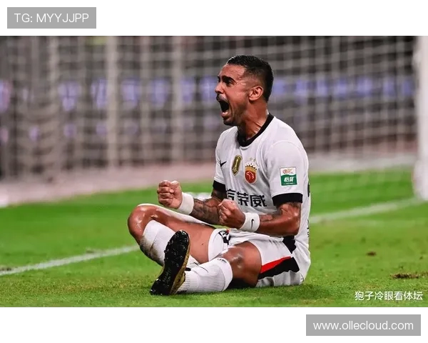 海港与云南半场战平 莱昂纳多奥斯卡进球 加布里埃尔错失点球 海港与云南半场战平 莱昂纳多奥斯卡进球 加布里埃尔错失点球